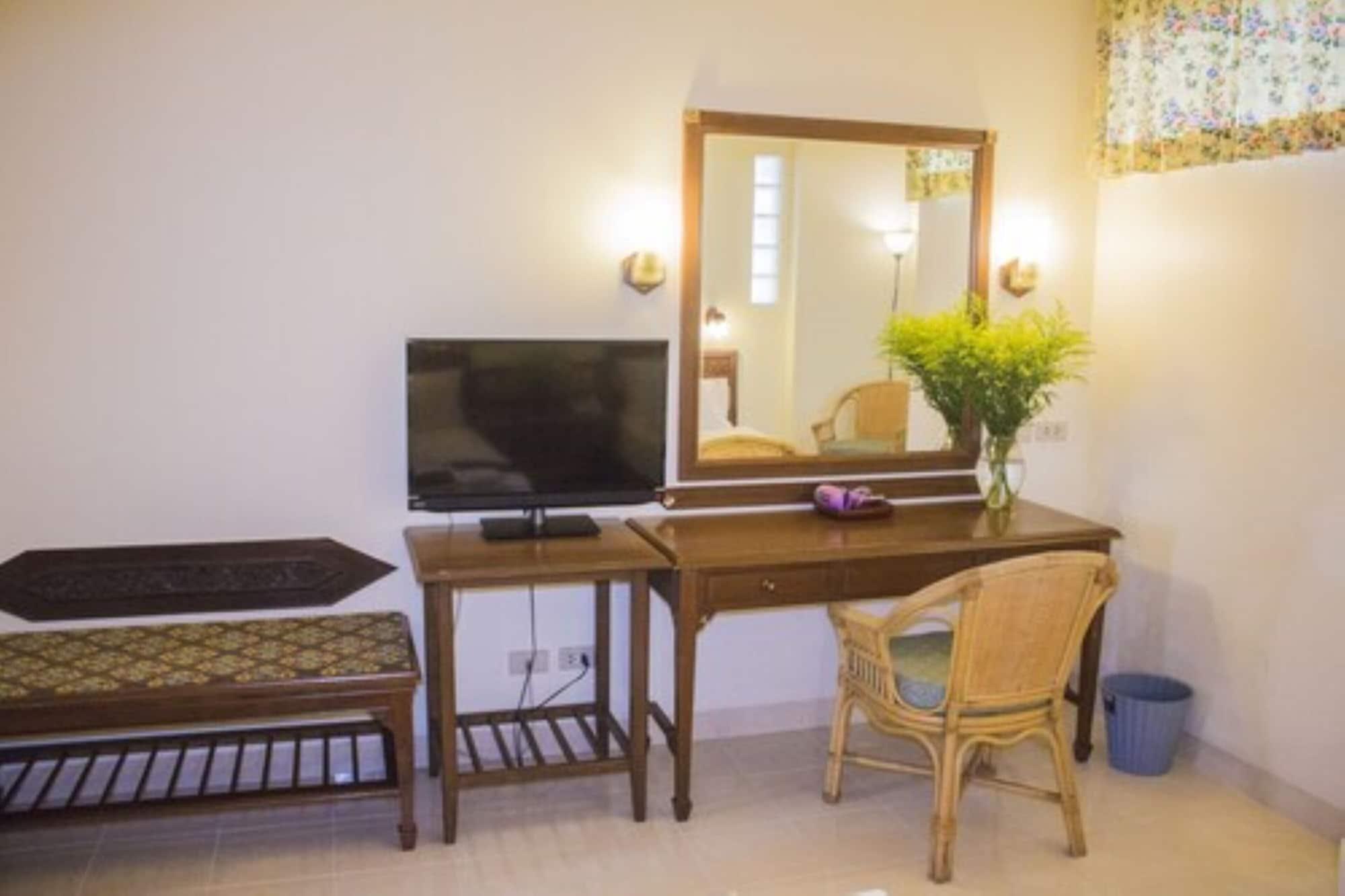 People Place Boutique In Town Hotel - Sha Extra Plus Chiang Mai Eksteriør billede